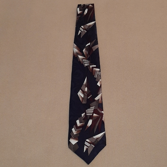 Neck Tie - Picture 1 of 4